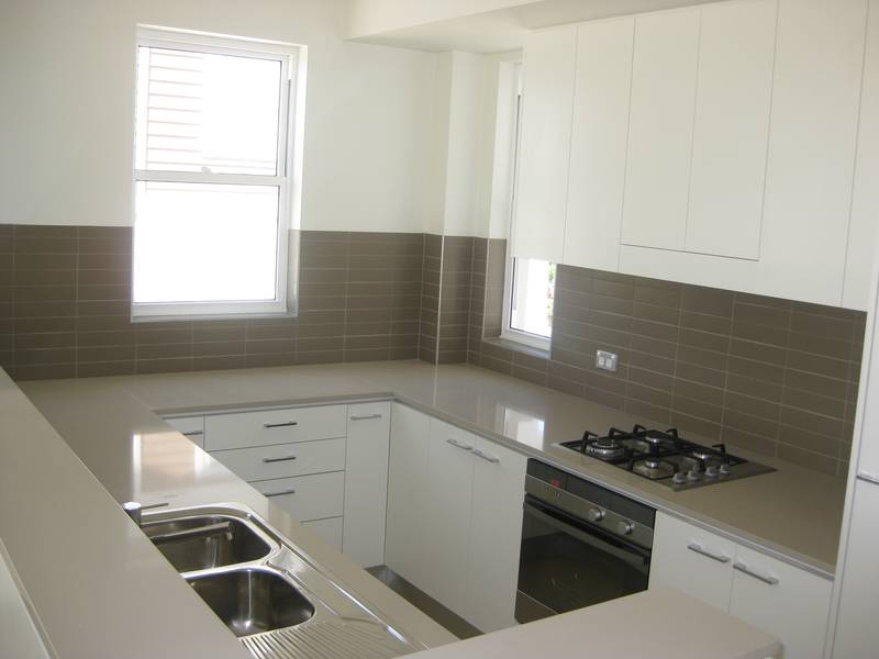 Almost brand new and great size! Picture 3