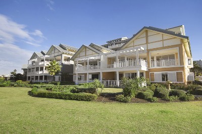 WATERFRONT 3 BEDROOM PROPERTY Picture