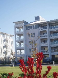 Enjoy Spacious Living and City Views Picture Enjoy Spacious Living and City Views Picture