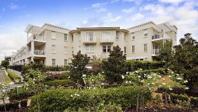 Indulge in an exclusive and idyllic resort lifestyle Picture Indulge in an exclusive and idyllic resort lifestyle Picture