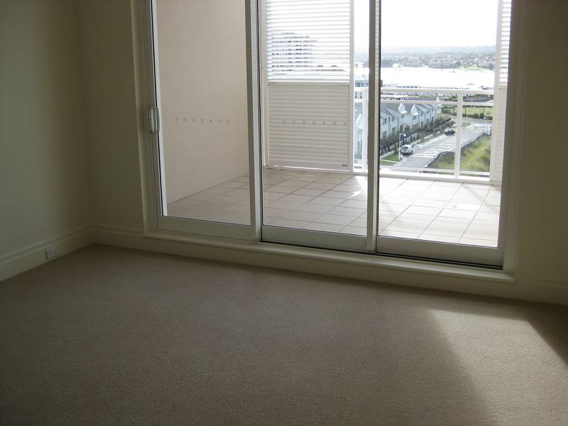 2 Bedrooms PLUS Study - APPLICATION RECEIVED Picture 2