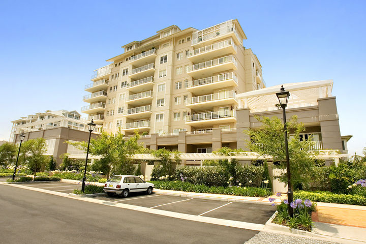 END OF YEAR SALE - ONE WEEKS FREE RENT Picture 2