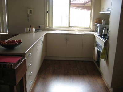 SPACIOUS FAMILY LIVING Picture SPACIOUS FAMILY LIVING Picture