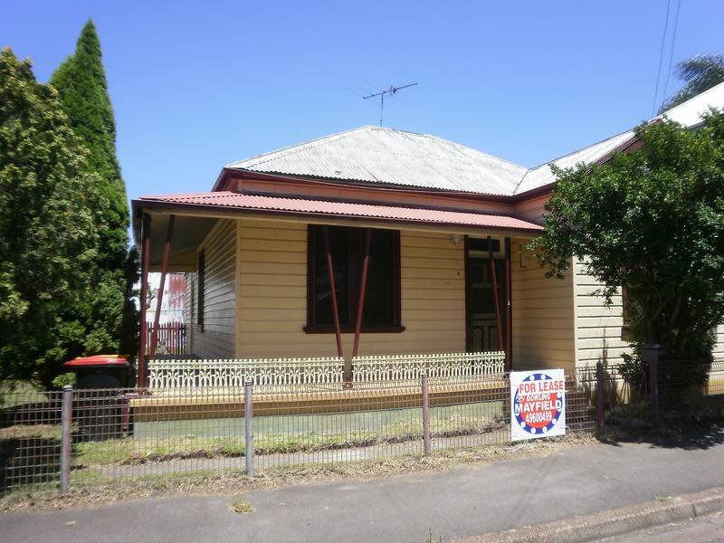 WALK TO BEAUMONT STREET AND TAFE Picture 1