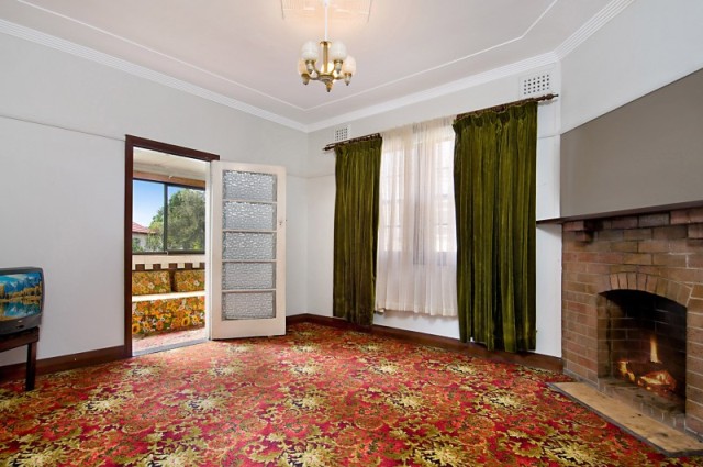 HANDY LOCATION Picture 2