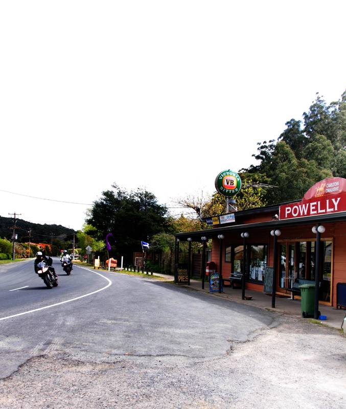 Amazing Opportunity - Own your Own Live In Business in the Spectacular Yarra Valley Wine Region Picture 2