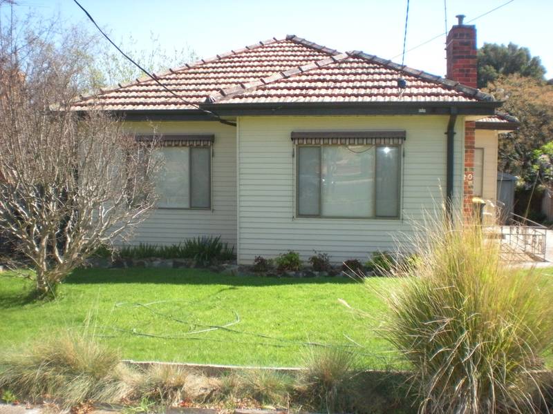 Burwood home close to all amenities!! Picture 1