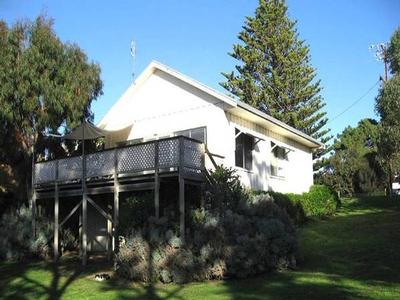 QUAINT COTTAGE IN THE Picture