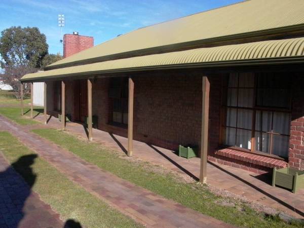 4 Ryan Terrace - Mire Mara Picture 1