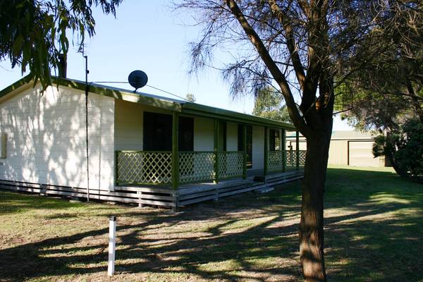 5 James Street, Robe Picture 1