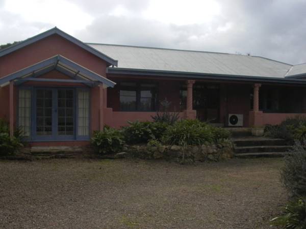 13 Dening Street Ref H Picture 1