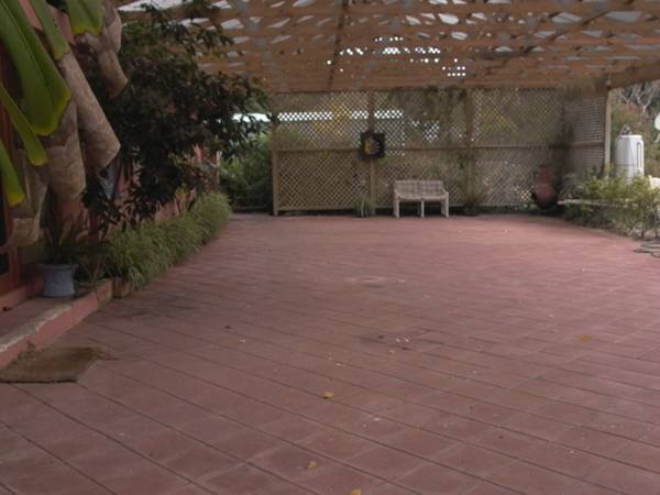 13 Dening Street Ref H Picture 2