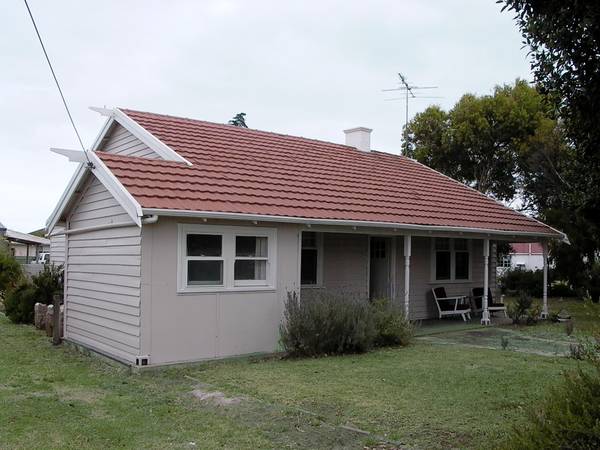 Central Location Picture 1