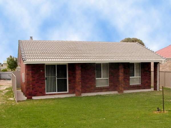 1/18 Powell Ave
-
Ref:H82 Picture 1