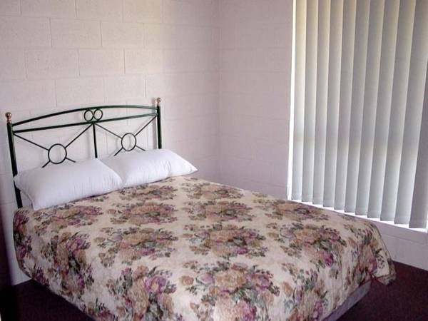 1/18 Powell Ave
-
Ref:H82 Picture 3