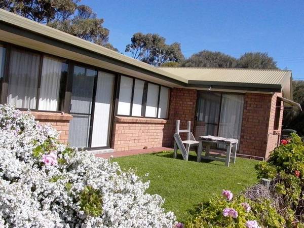 14 Squires Drive
-
Ref:H70 Picture 1