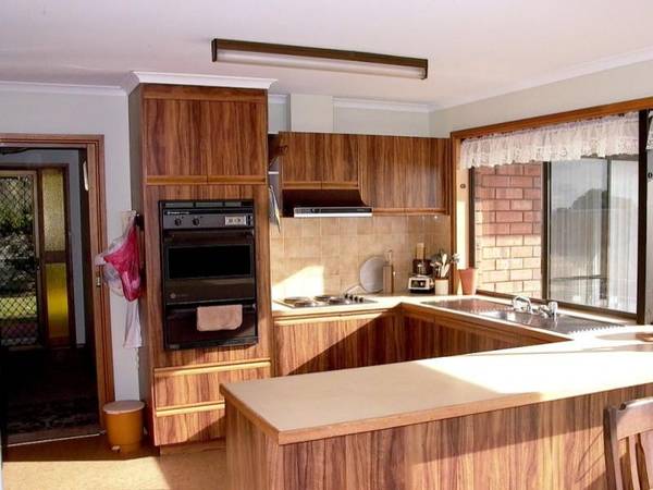 14 Squires Drive
-
Ref:H70 Picture 2