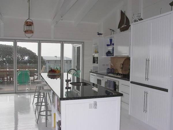 16 Seafarers Crescent
-
Ref:H41 Picture 2