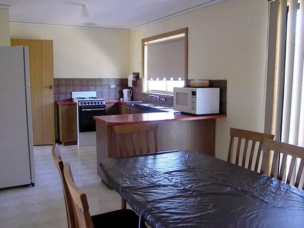 3 Powell Avenue
-
Ref:H80 Picture 2