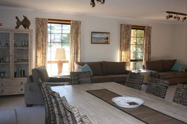 Relax on Ryan Picture 2