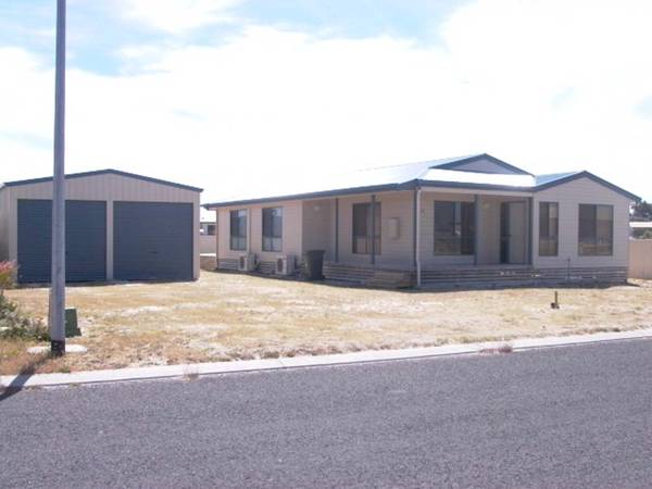 De Guichen Street
-
Ref:H88 Picture 1