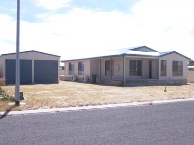 De Guichen Street
-
Ref:H88 Picture