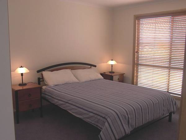 De Guichen Street
-
Ref:H88 Picture 2