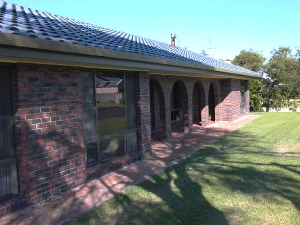 Large Family Home Picture 1