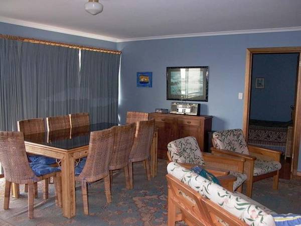 6 seafarers Cres (Mary's Maison)
-
Ref:H26 Picture 3