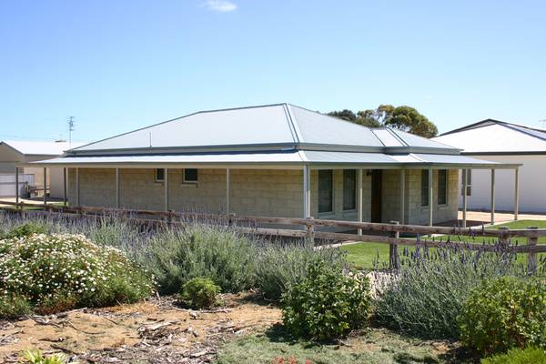 Mt Gambier Stone Home Picture 1