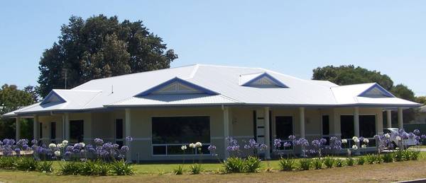 31 O'Halloran Street Robe Picture 1