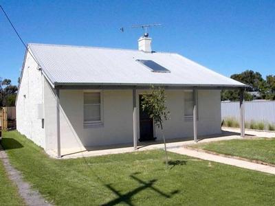 26 Lord Syleham Street
-
Ref:H84 Picture