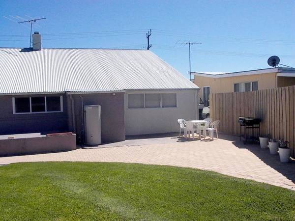 26 Lord Syleham Street
-
Ref:H84 Picture 3