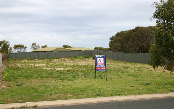 Quite Cul-de-sac Picture 1