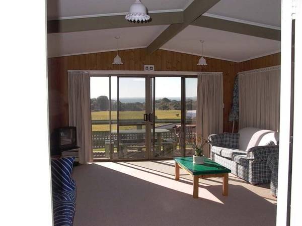 64 The Esplanade (The Beach House)
-
Ref:H34 Picture 2