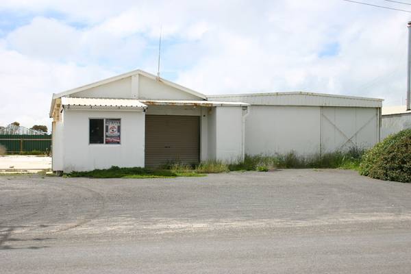 Large Factory Picture 1