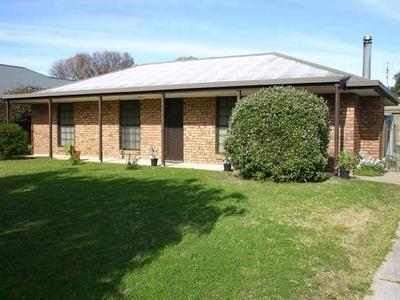 Solid House - Quiet Cul-De-Sac Picture