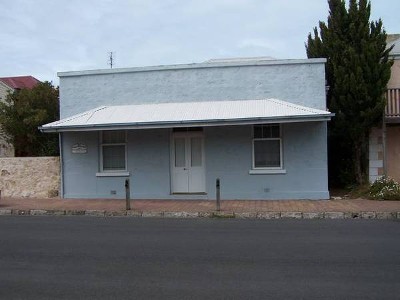 Historic Robe Building in the heart of town Picture