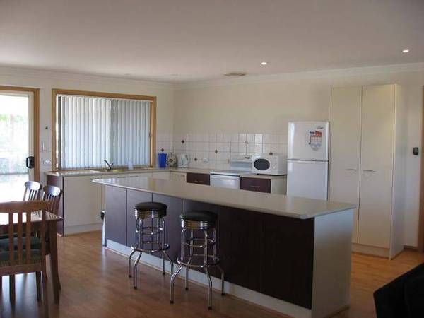 Holiday/Family Home
- Close to Long Beach Picture 2