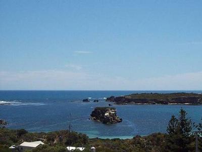 UNIQUE COASTAL OPPORTUNITY WITH 360 VIEWS Picture