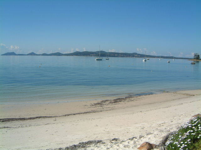 Beachfront Bangalee Apartment Picture 1