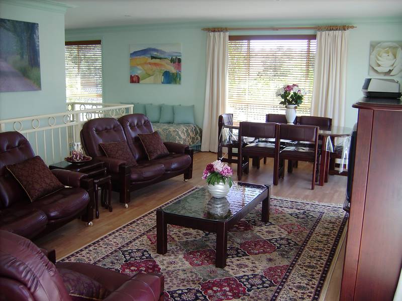 PRIVATE PARADISE Picture 2