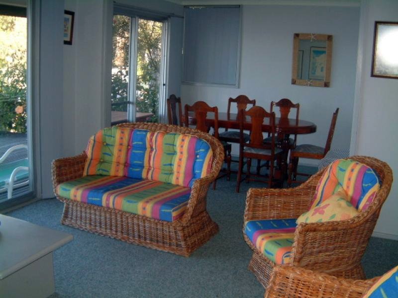 241 Soldiers Point Road, Salamander Bay Picture 3