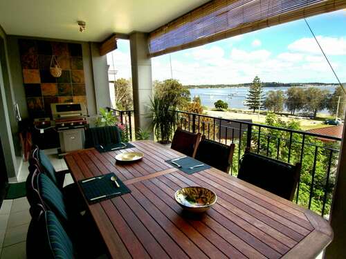 A magical lifestyle setting Picture 2