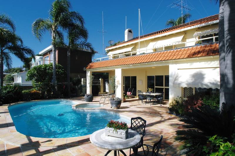 ULTIMATE BEACHFRONT RESIDENCE
- Unparalleled Lifestyle Picture 1