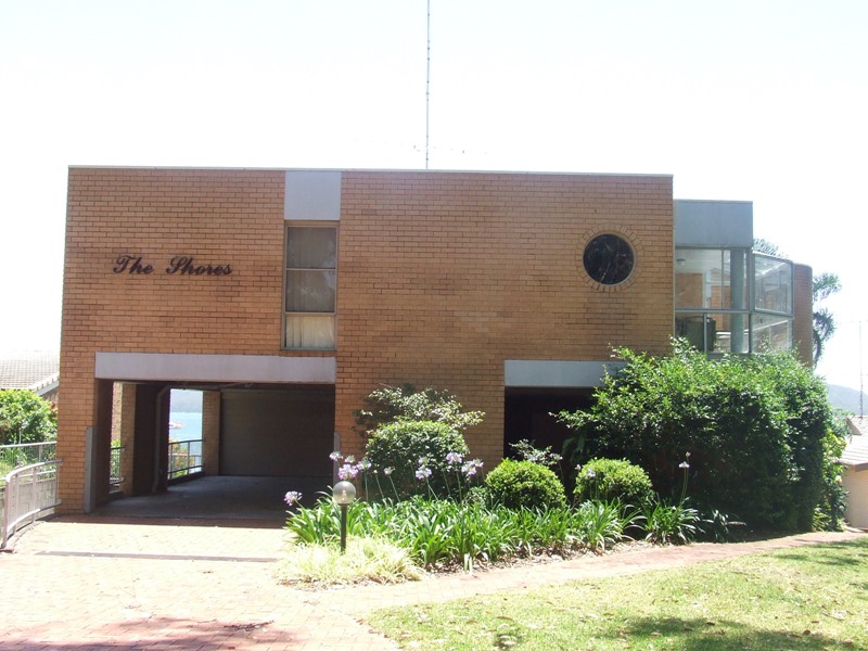 UNIQUE BEACHFRONT OPPORTUNITY! Picture 2