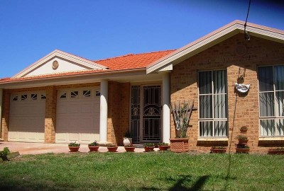 SPACIOUS FAMILY HOME! Picture SPACIOUS FAMILY HOME! Picture