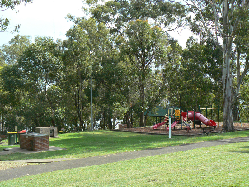 Lovely Unit - Open For Inspection Saturday, December 12, 11.00 am - 11.15 am Picture 2