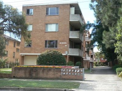 Lovely Unit - Open For Inspection Saturday, December 12, 11.00 am - 11.15 am Picture