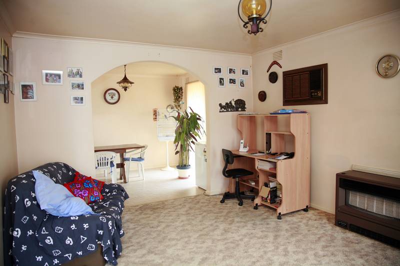 Big Block & Great Location Picture 2